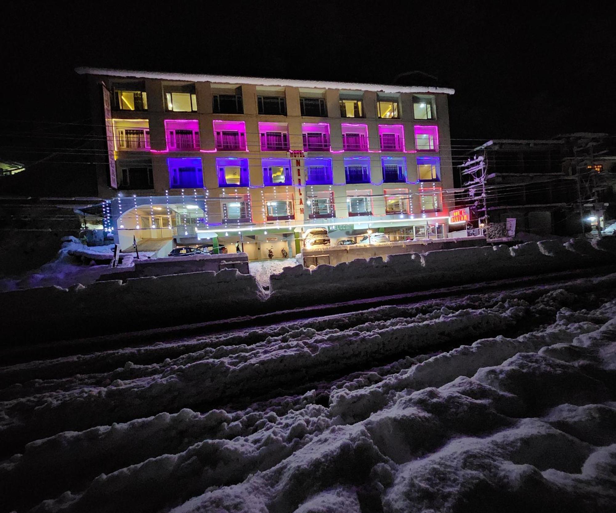 Hotel Neelam Manali Near Volvo Bus Stand Manali Eksteriør billede